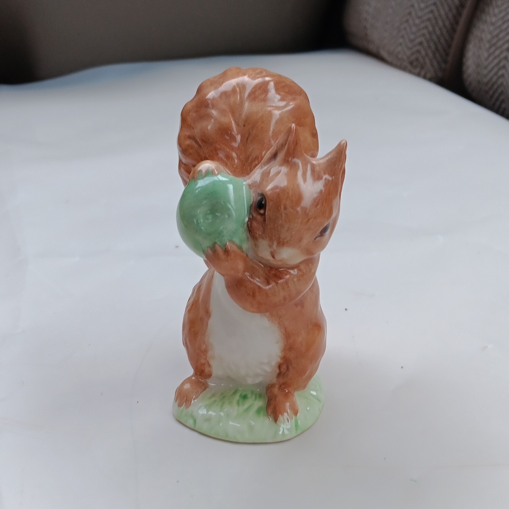 Vintage  ROYAL ALBERT Beatrix Potter Squirrel Figurine Timmy Tiptoes